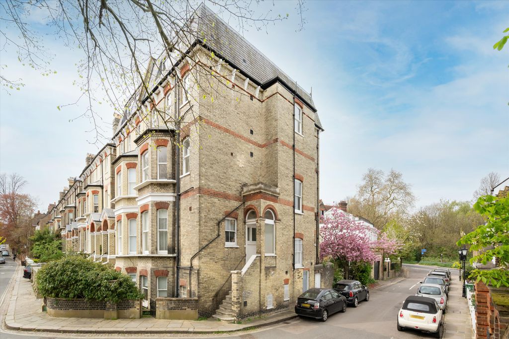 Property photo 1 of 9 Image