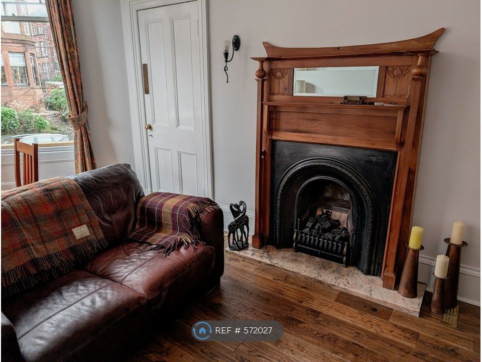 Property photo 2 of 13 Lounge