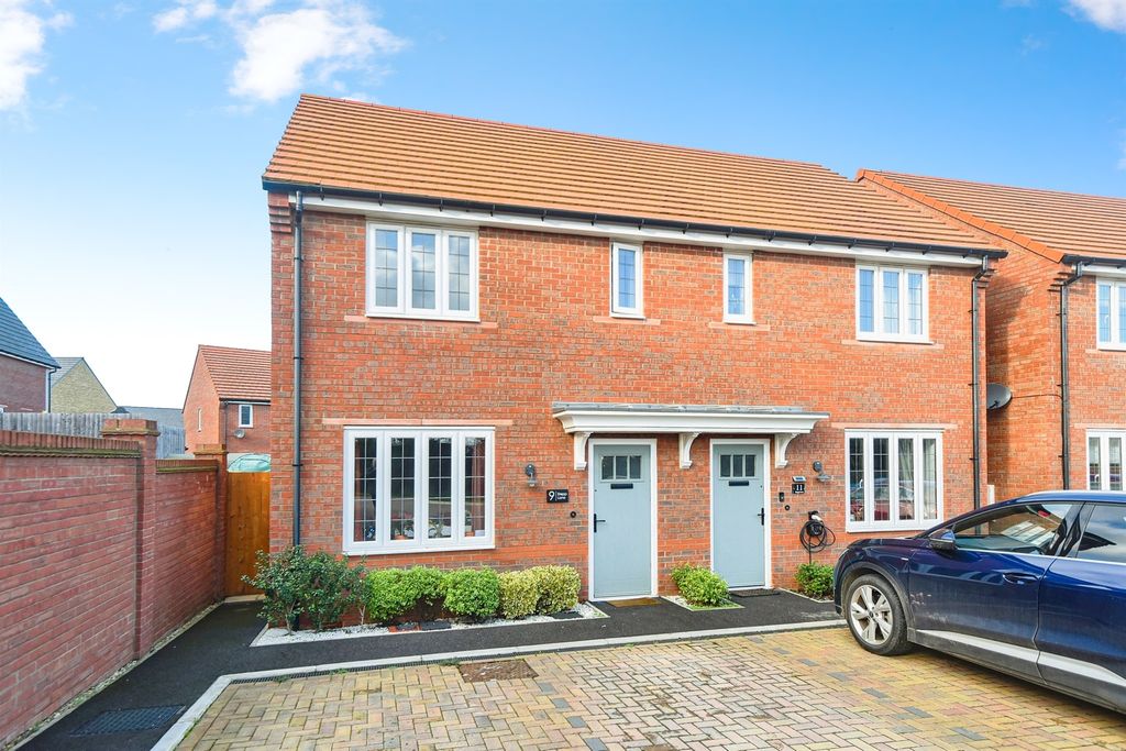 Property photo 1 of 14