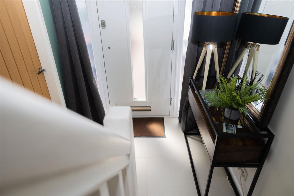 Property photo 3 of 42 1-09.Jpg