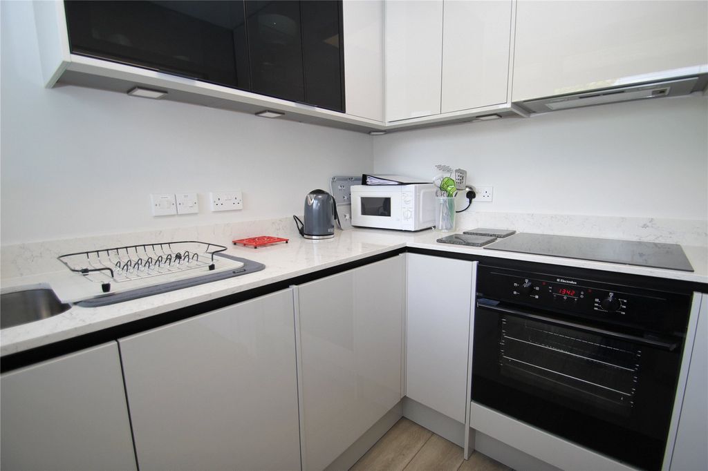 Property photo 3 of 6 Picture No. 09