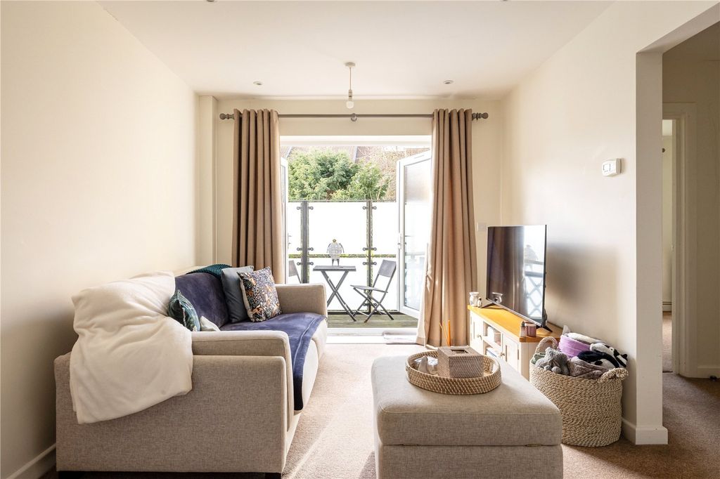 Property photo 3 of 17 Picture No. 49