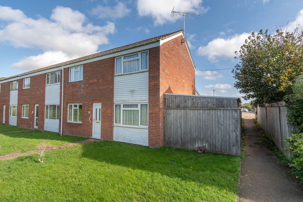Property photo 1 of 12