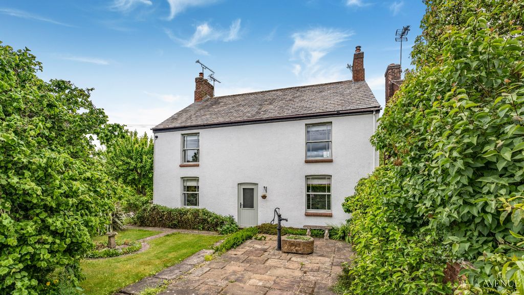 Property photo 1 of 26 3993013