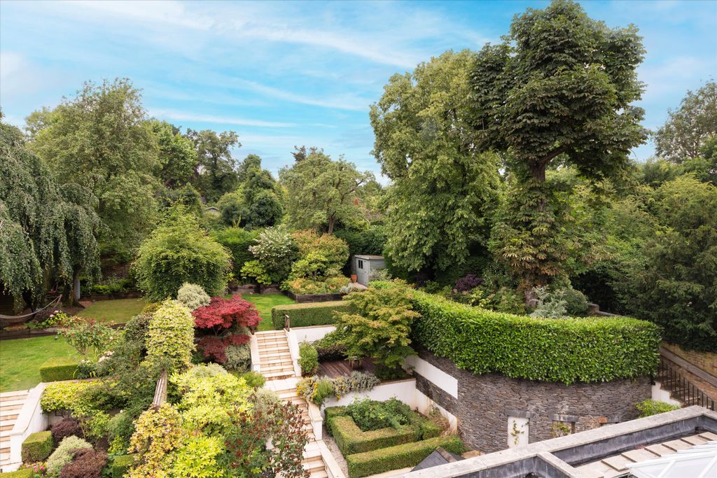 Property photo 2 of 13 Image