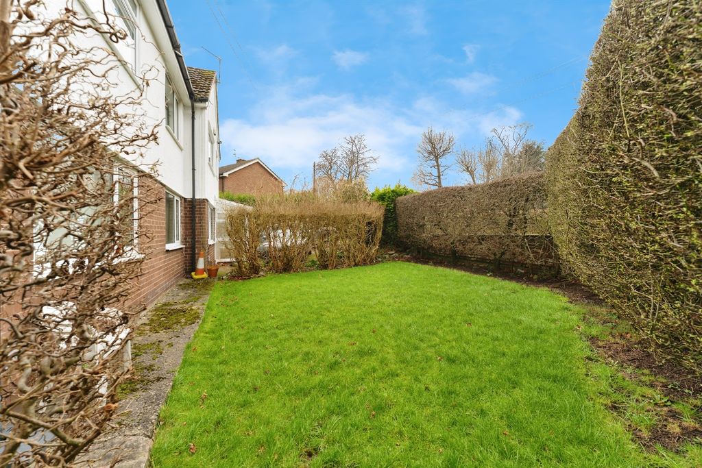 Property photo 3 of 20