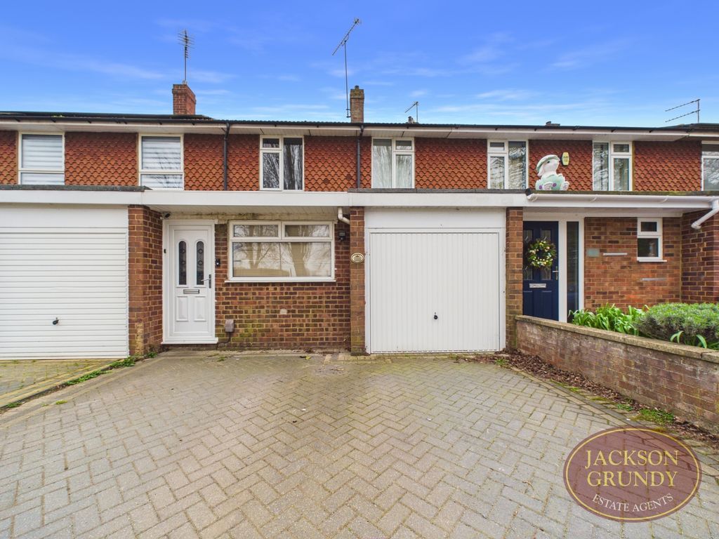 Property photo 1 of 9 Warren Road