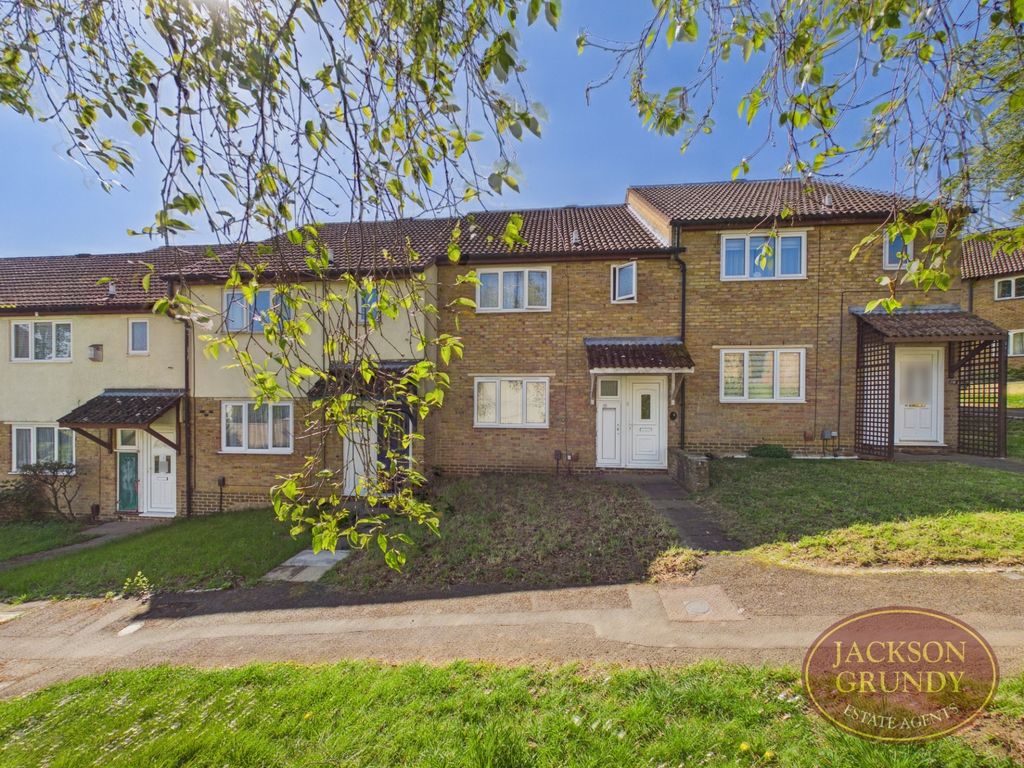 Property photo 1 of 12 Ermine Road