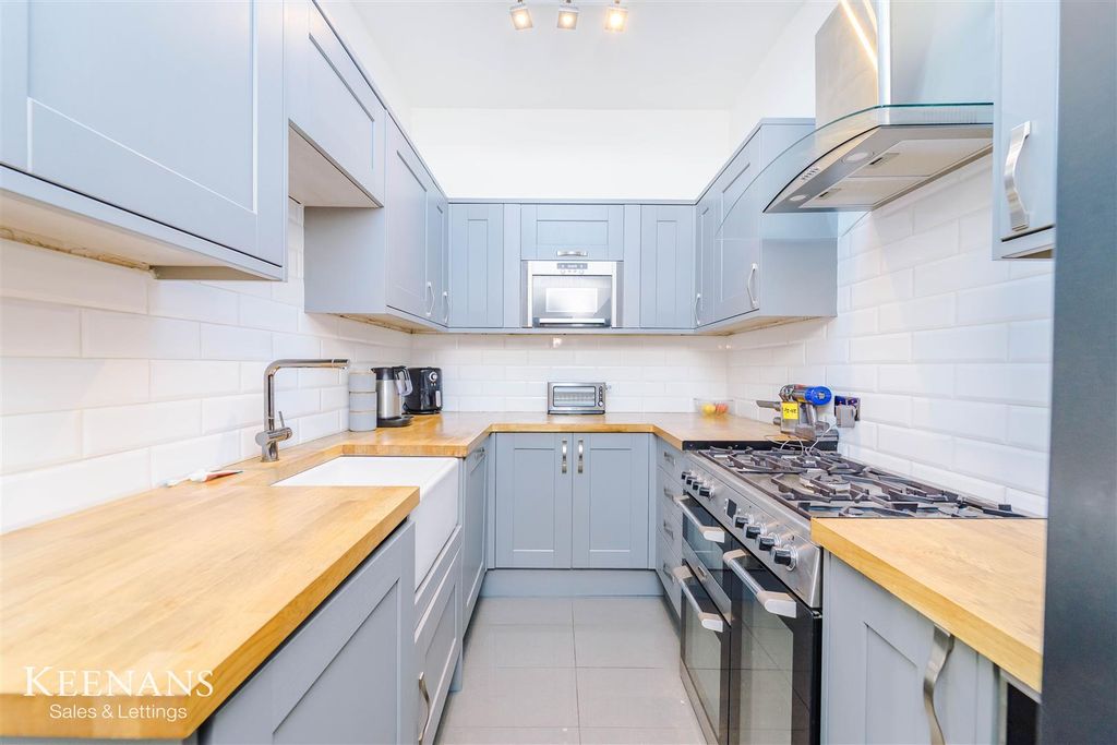 Property photo 3 of 18 3.Jpg