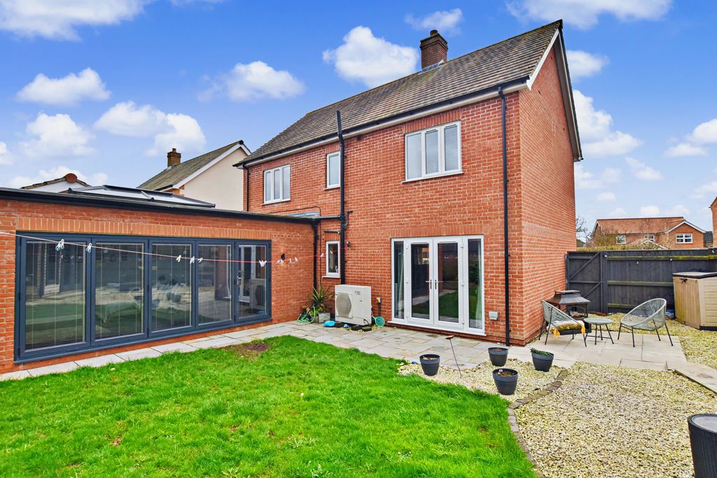 Property photo 2 of 24 Photo 23