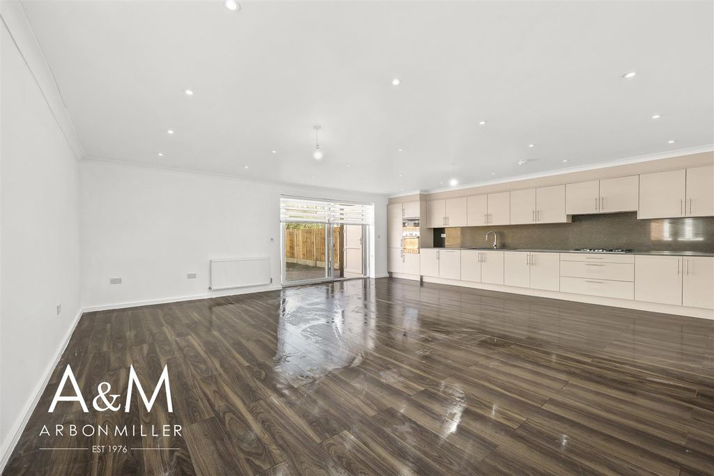 Property photo 2 of 31 4D4A6145.Jpg