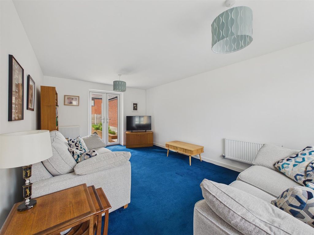 Property photo 3 of 23 Cam03972G0-Pr0329-Still003.Jpg
