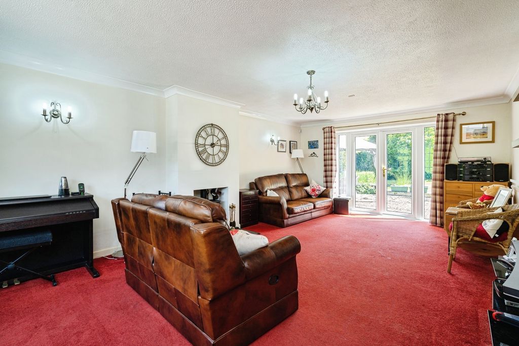 Property photo 3 of 22 Pbox-Img.Jpg