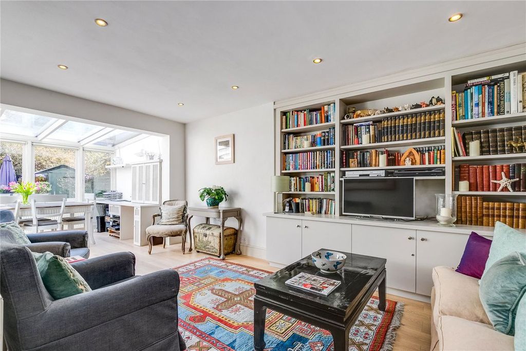 Property photo 1 of 6