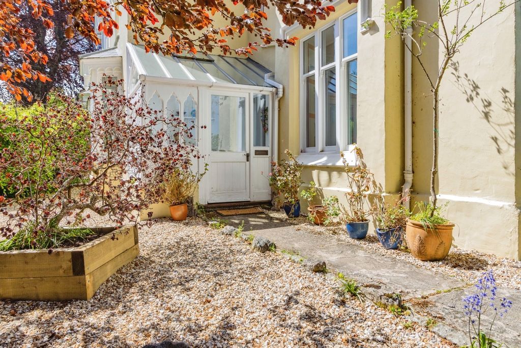 Additional image 27 of 4 bed semi-detached house for saleCourtenay Road, Newton Abbot TQ12