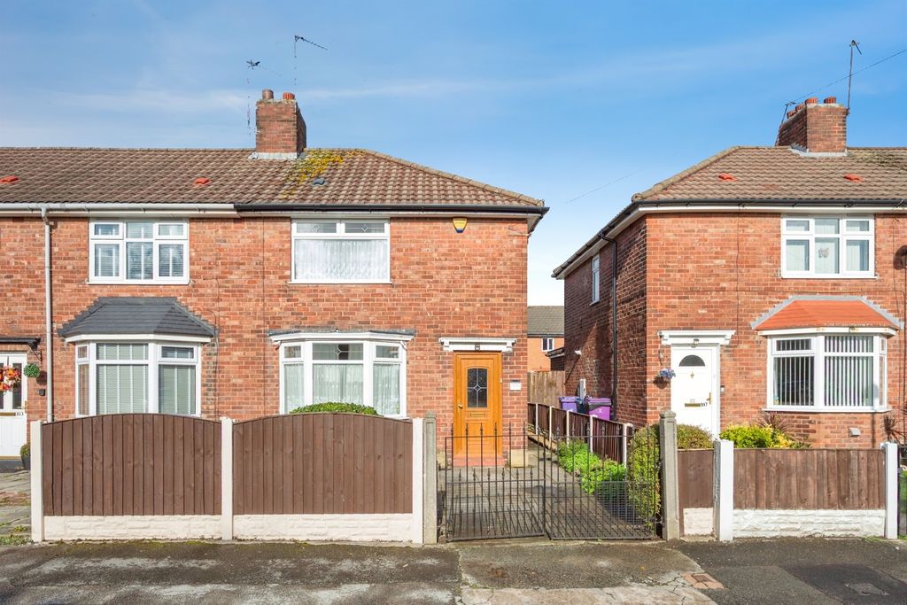 Property photo 1 of 13