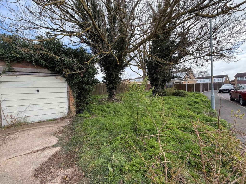 Property photo 3 of 4