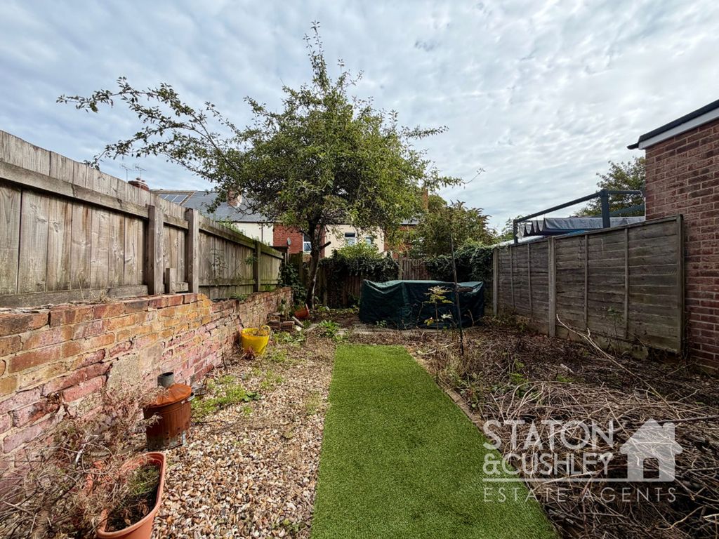 Property photo 2 of 19