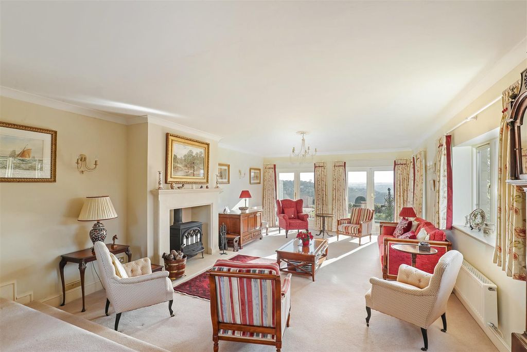 Property photo 3 of 48 Ph43_6419493.Jpg