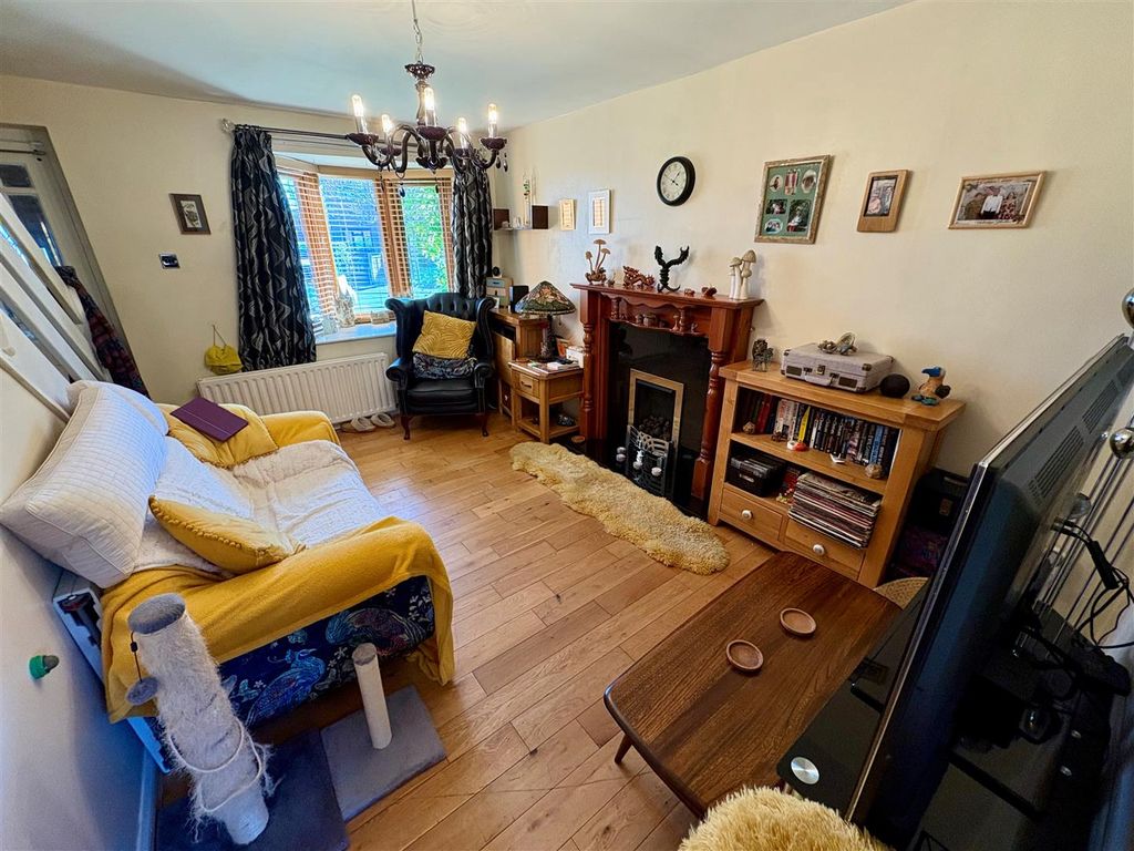 Property photo 3 of 14