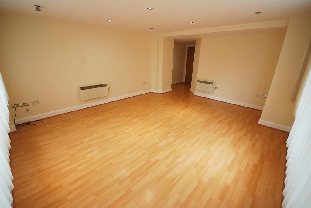 Property photo 3 of 12