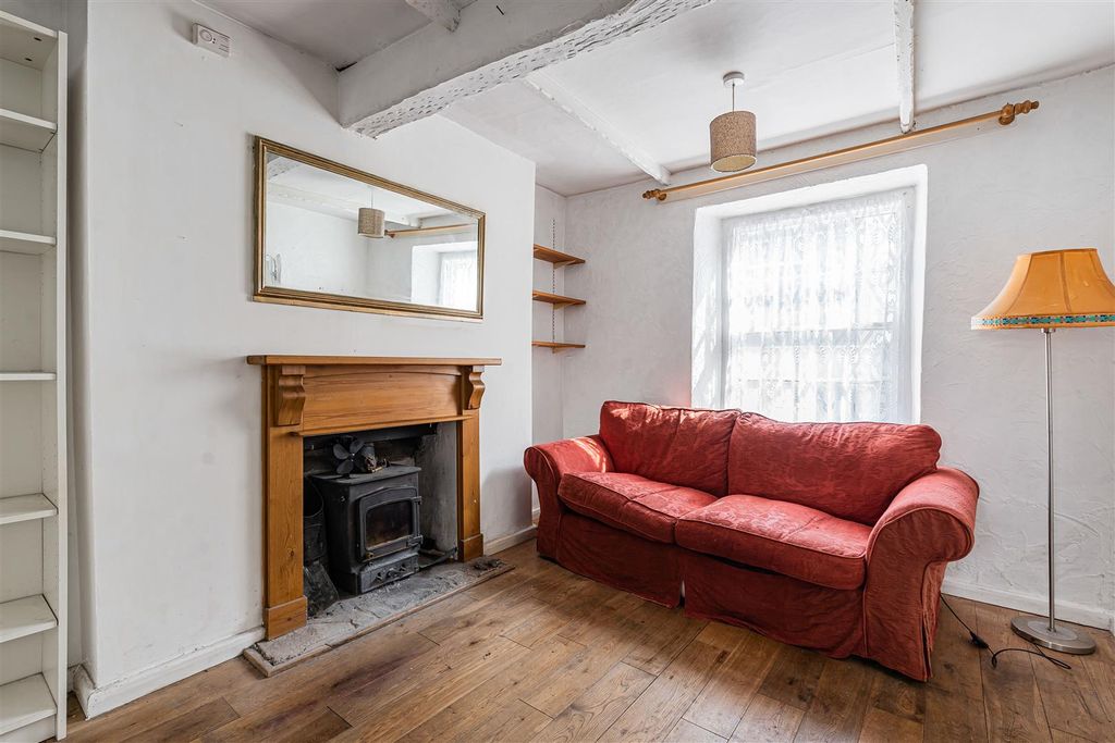 Property photo 2 of 10 11_77051.Jpg