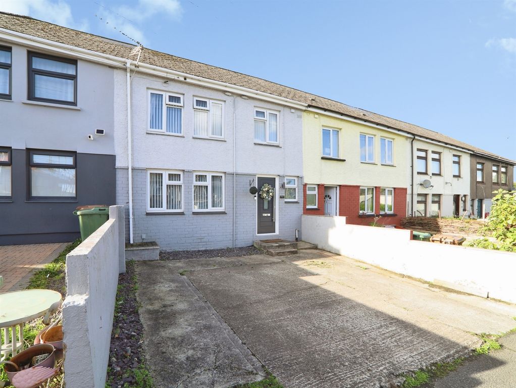 Property photo 1 of 24