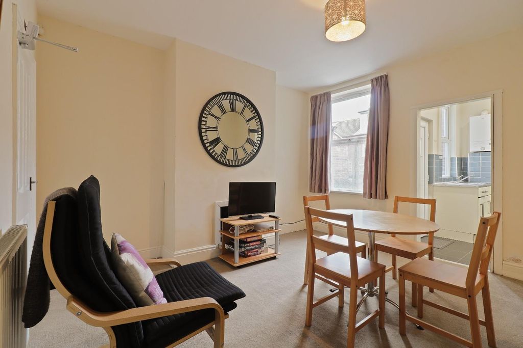 Property photo 3 of 25 Dining Room
