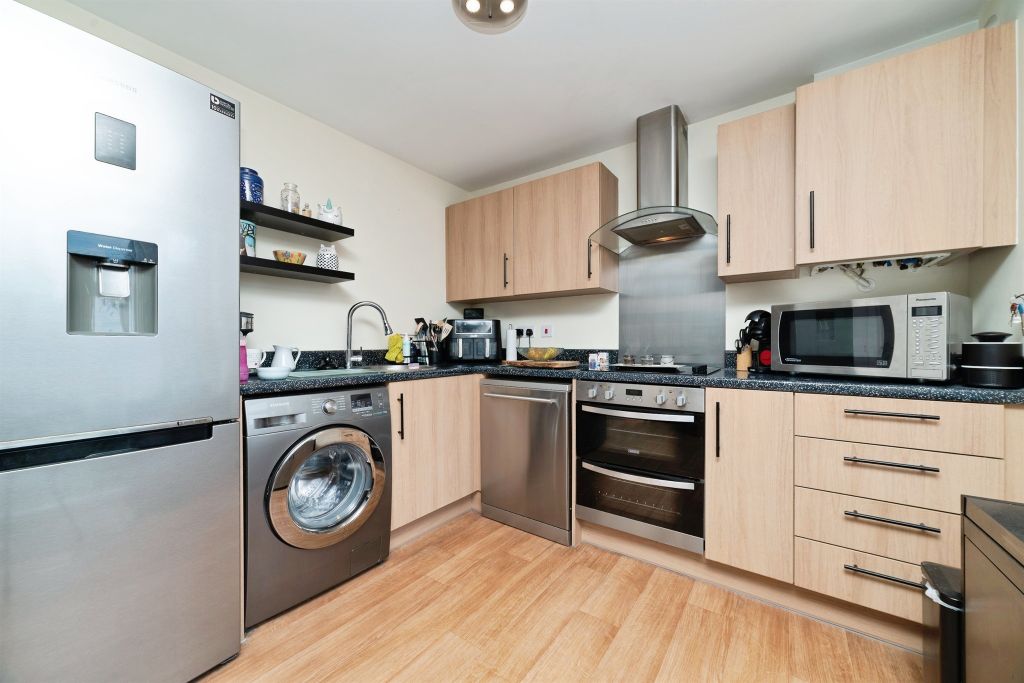 Property photo 2 of 11