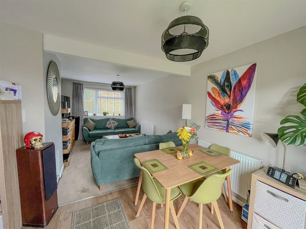 Property photo 2 of 14 Lounge Diner