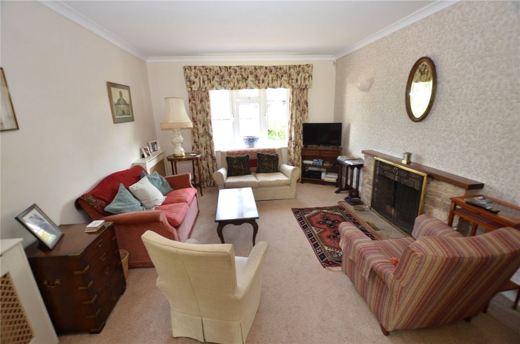 Property photo 2 of 17 Picture No. 05
