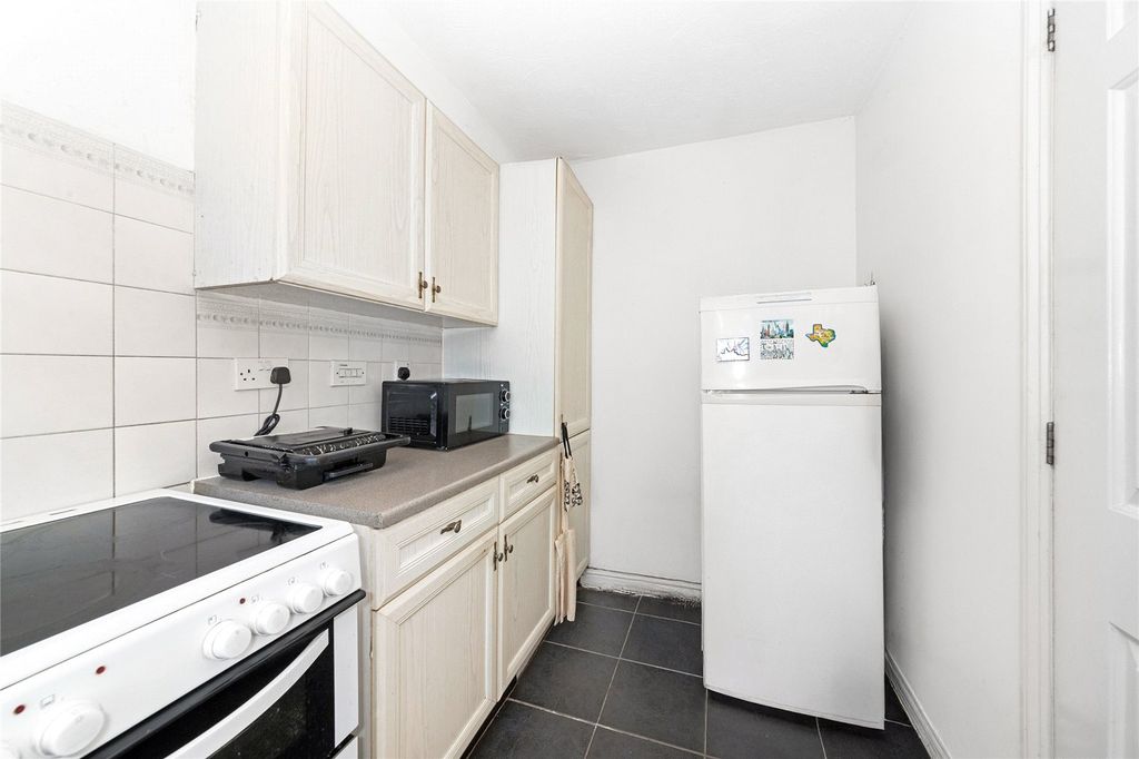 Property photo 2 of 11 Picture No. 02