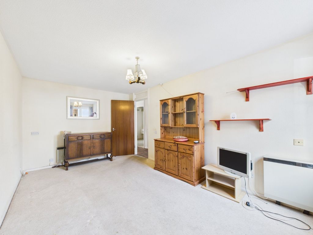 Property photo 2 of 13 Picture No. 25