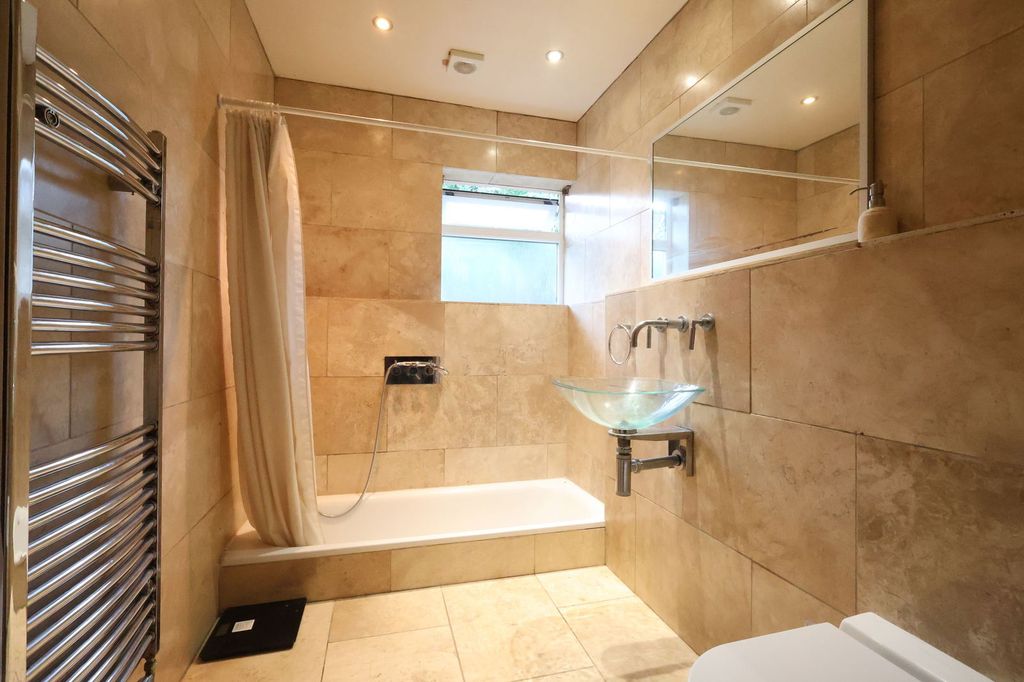 Additional image 10 of 4 bed bungalow for saleTan House Court, Shirenewton, Chepstow NP16