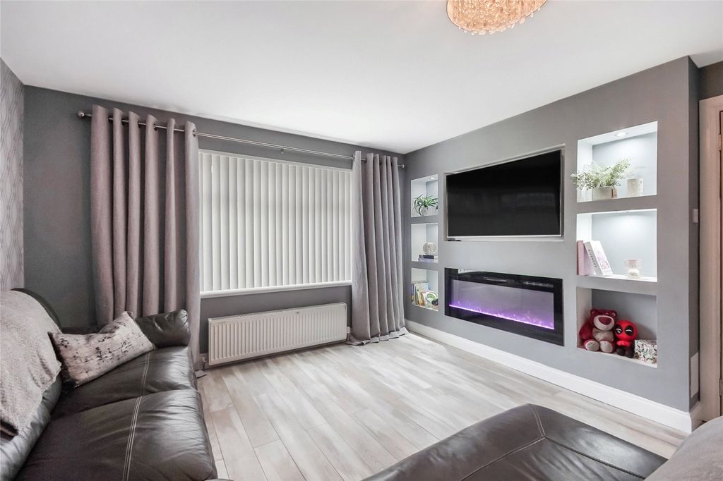 Property photo 3 of 18 Picture No. 04