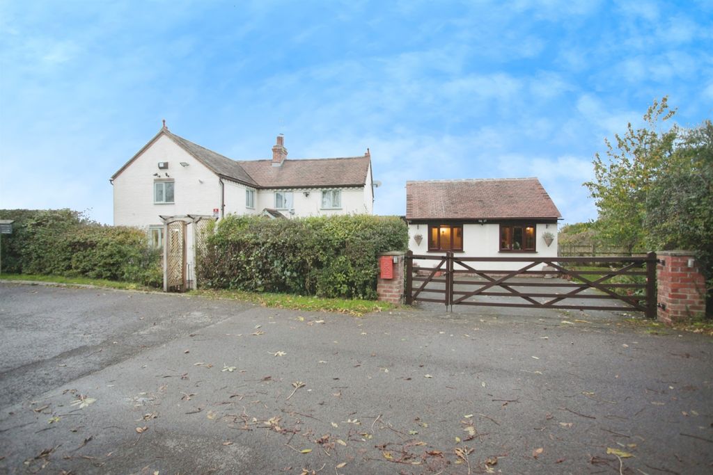 Property photo 1 of 28