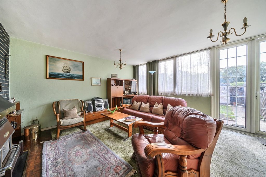 Property photo 2 of 13 Picture No. 17