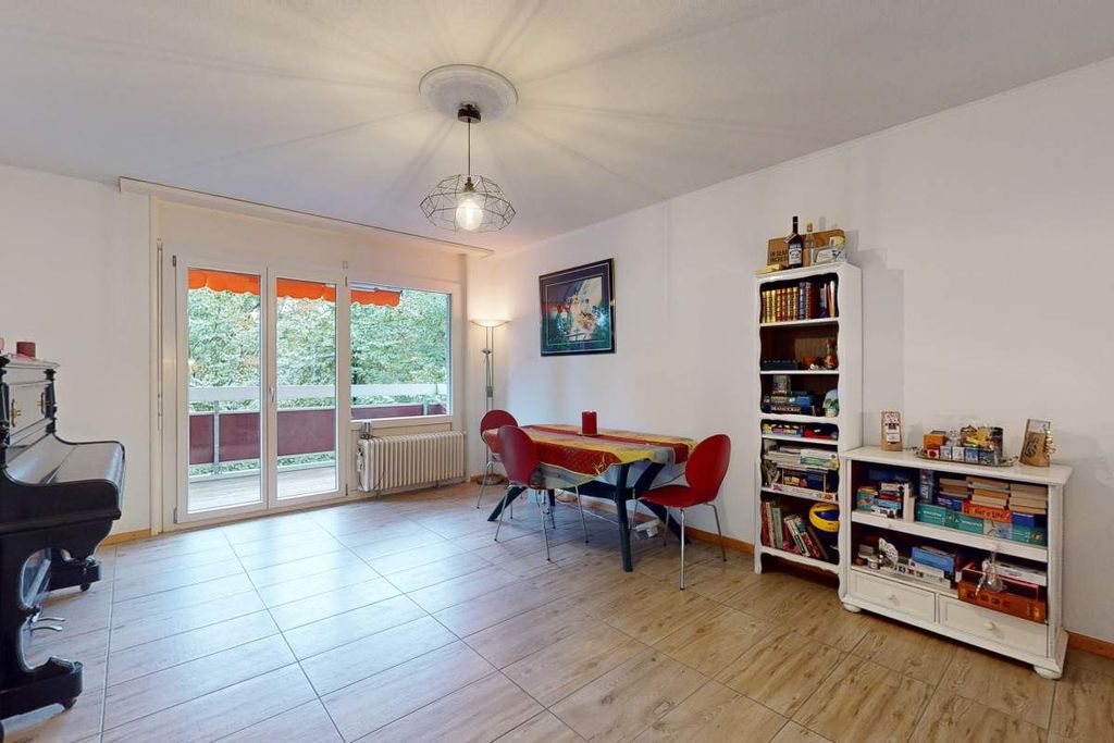 Property photo 2 of 11