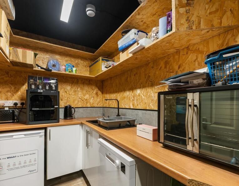 Property photo 3 of 24