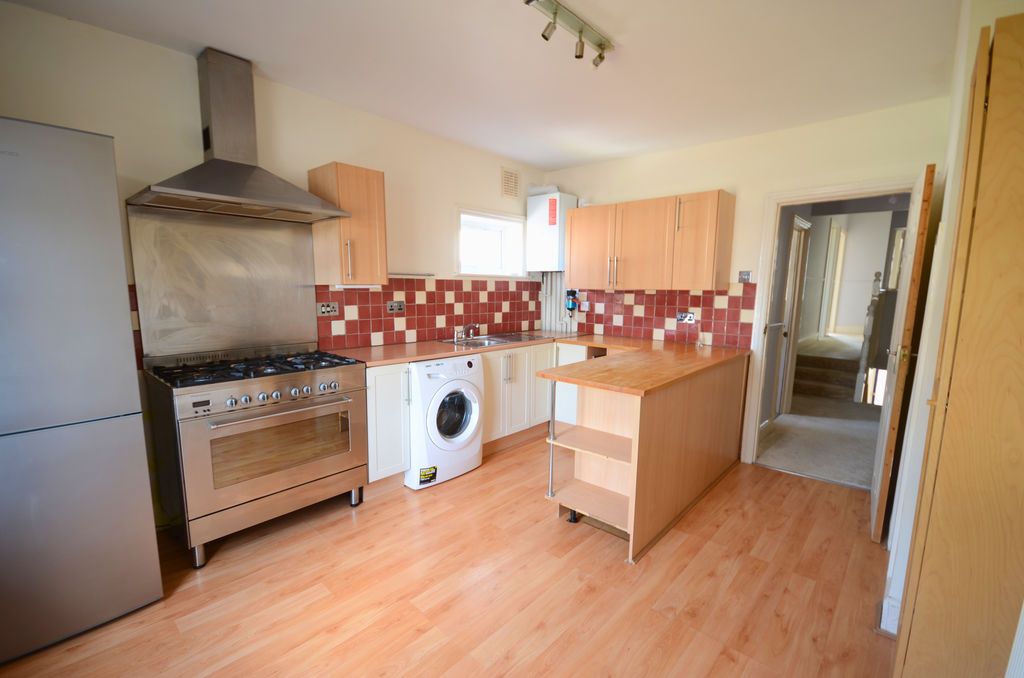 Property photo 2 of 13 Photo 10