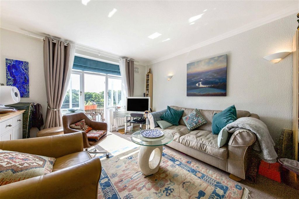 Property photo 2 of 13 Picture No. 2