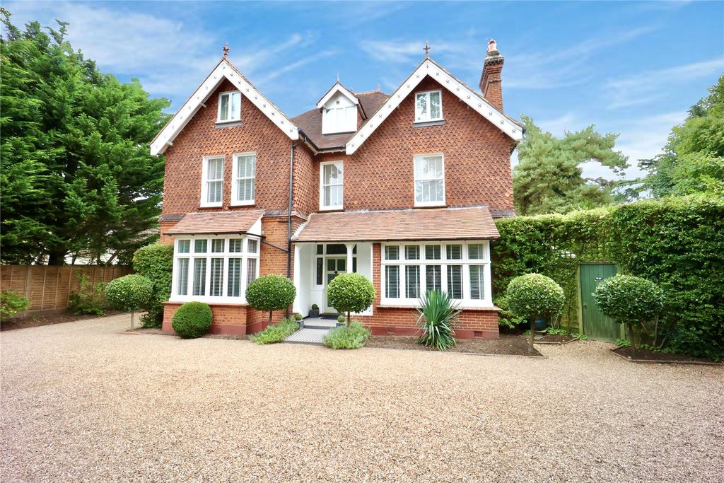 Property photo 1 of 26 Picture No. 08