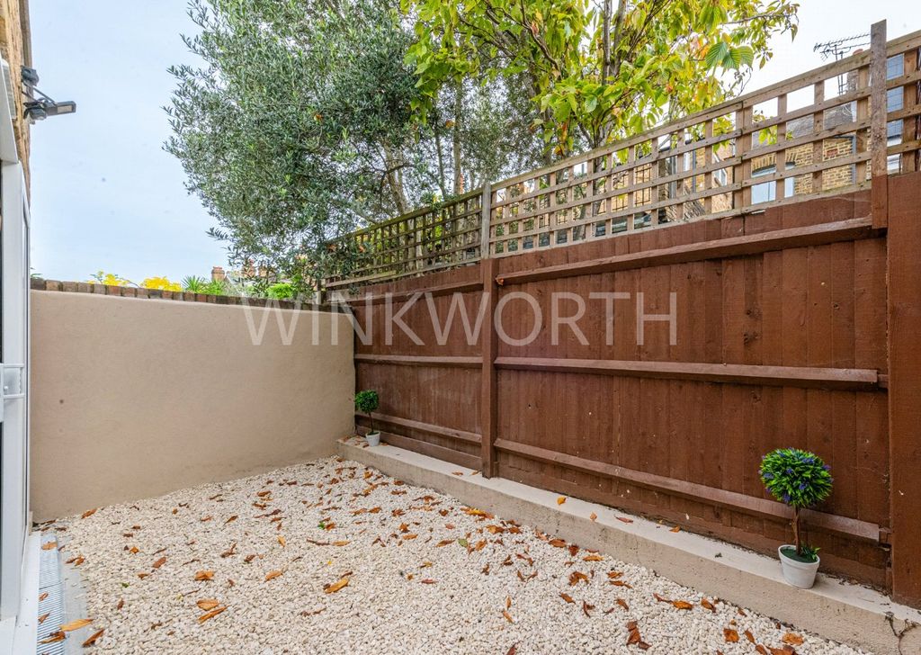 Property photo 3 of 15 Picture No. 16