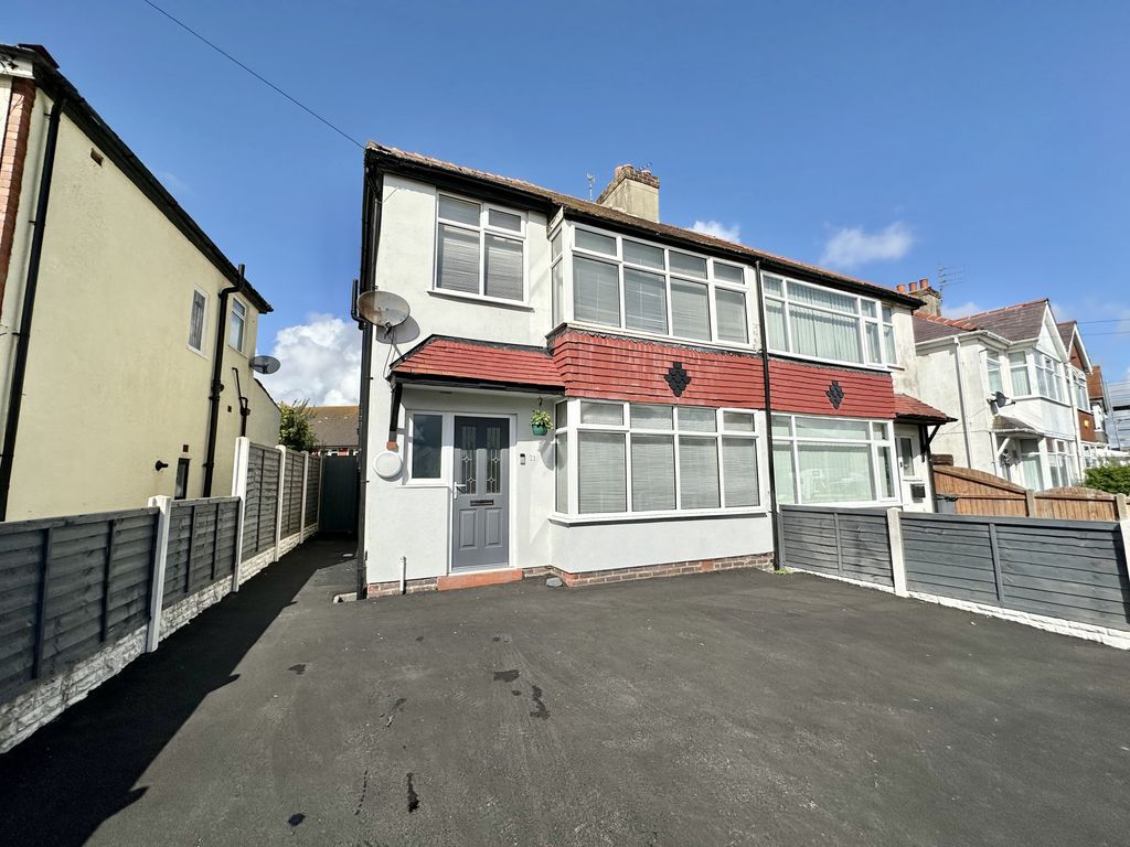 Property photo 1 of 23