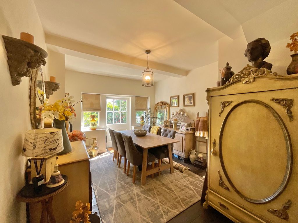 Property photo 3 of 30