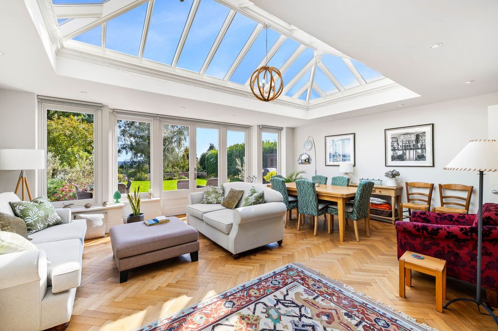 Property photo 2 of 39 Reception Room