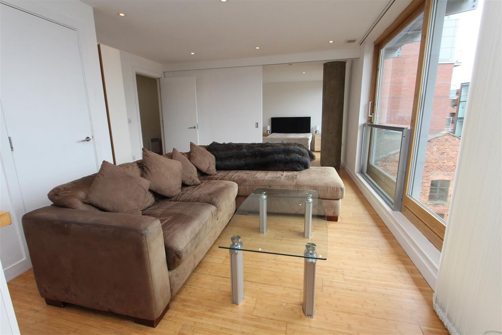 Property photo 1 of 9 Living Room.Jpg