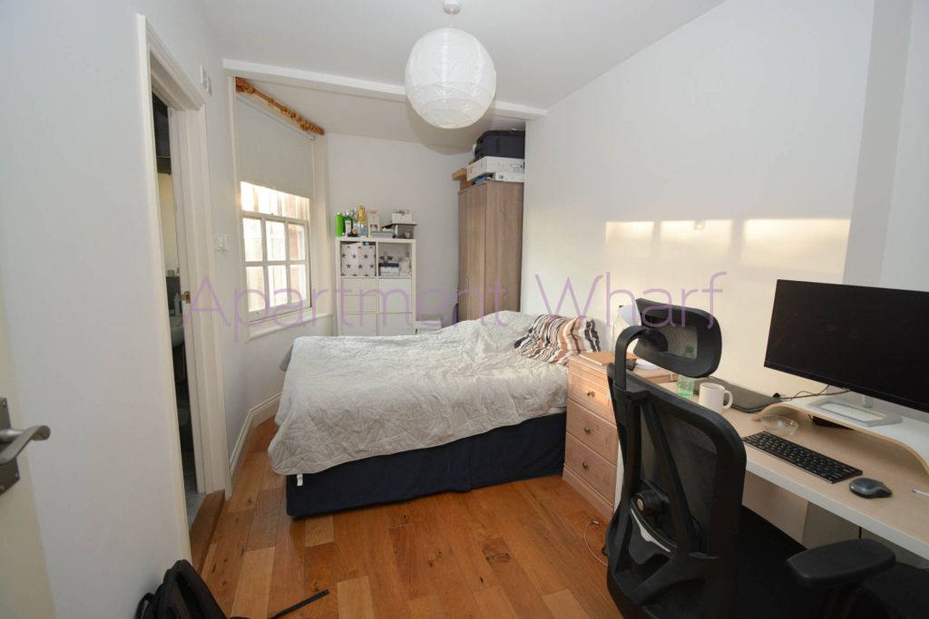 Property photo 1 of 4