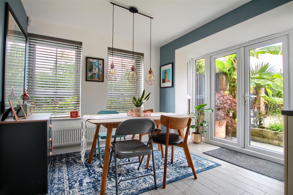 Property photo 2 of 13 Bv2.Jpg