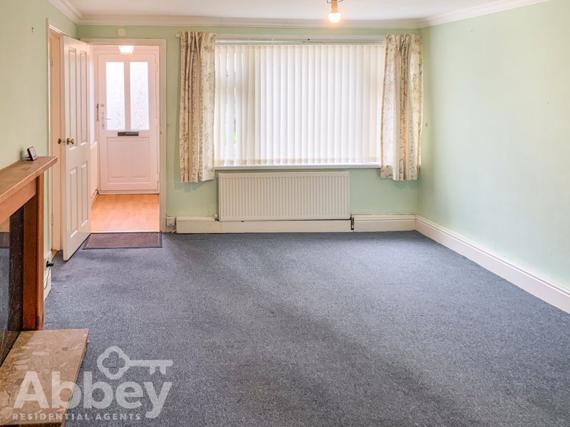 Property photo 2 of 8 Lounge